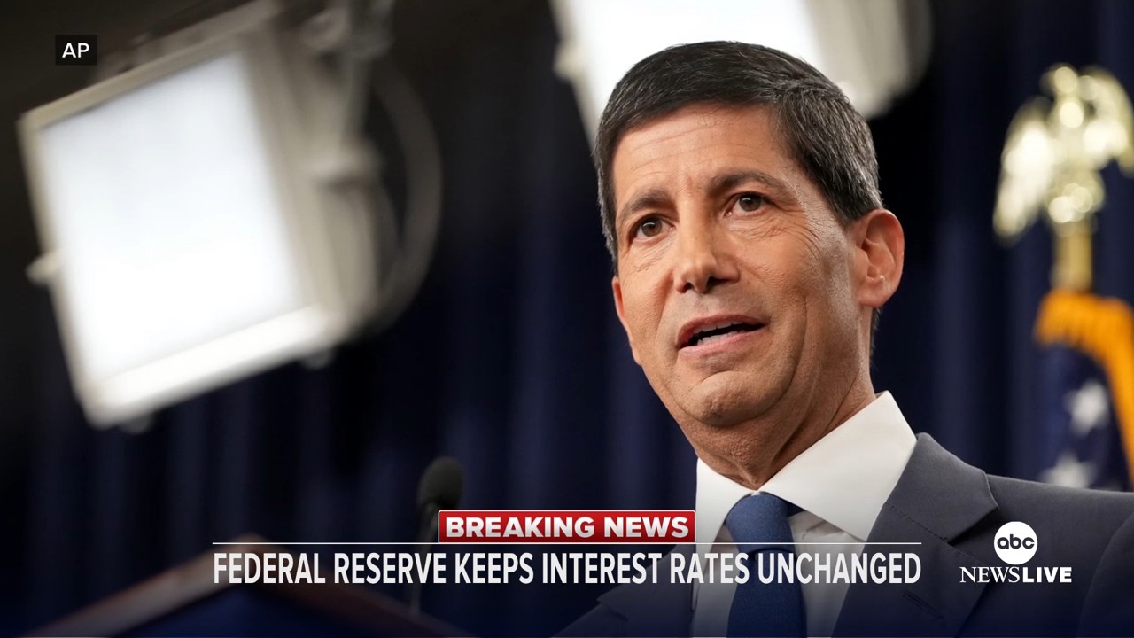 Federal Reserve holds interest rates steady as midterm elections loom
— ABC7 Chicago (WLS-TV)